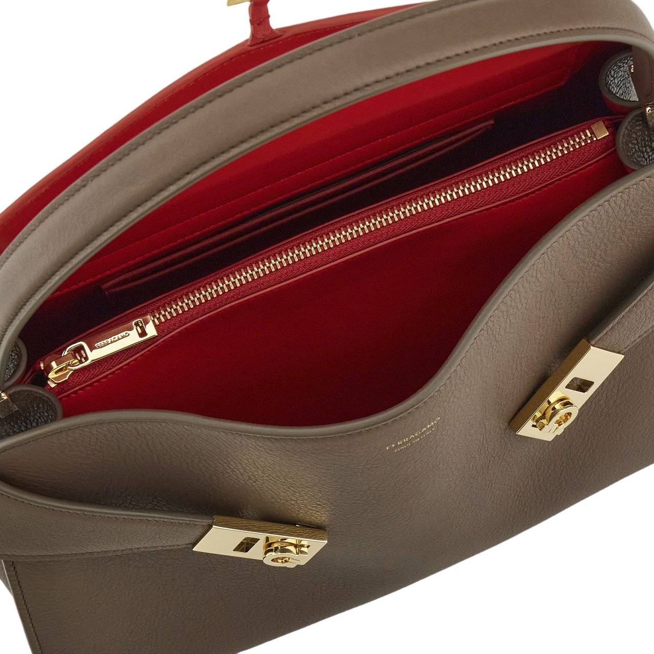 Salvatore Ferragamo Structured Top Handle Leather Bag with Gold-Tone Accents Grijs