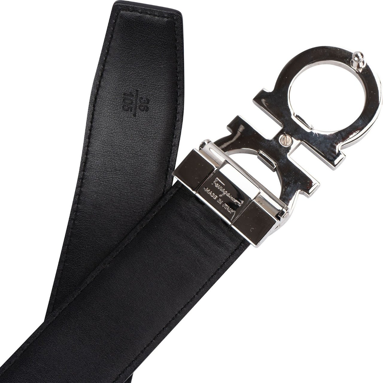 Salvatore Ferragamo Nero Pebbled Leather Gancini Belt (105) Zwart
