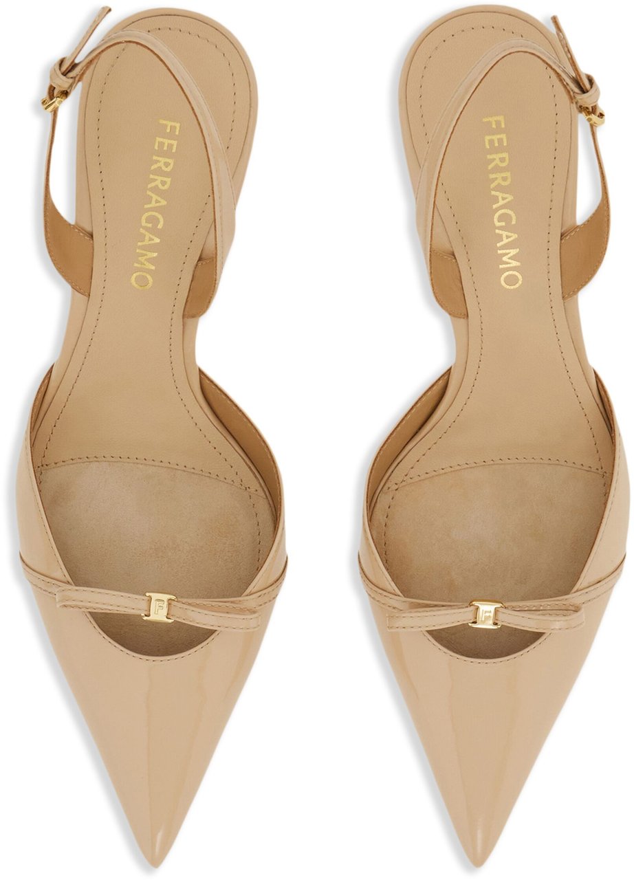 Salvatore Ferragamo Black Gylla Pointed Toe Patent Pumps Bruin