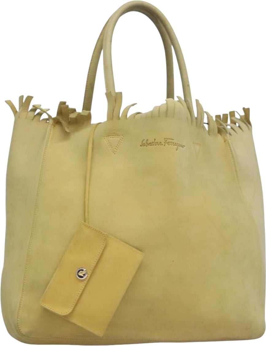 Salvatore Ferragamo Vintage Suede Geel
