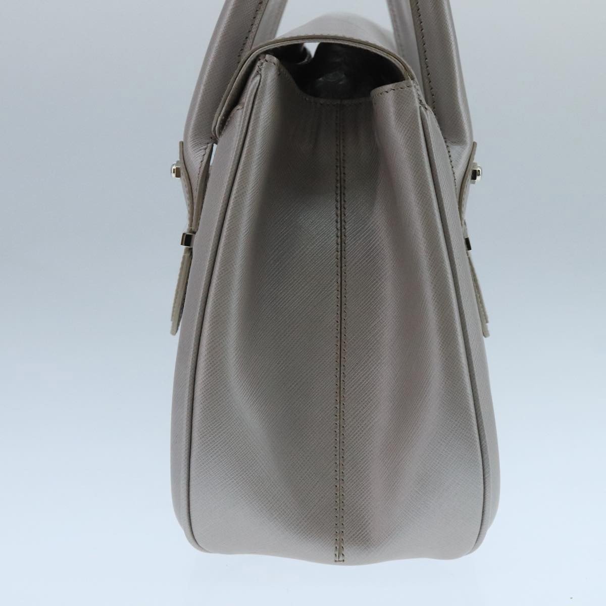 Salvatore Ferragamo Virna Satchel Leather Medium Zilver