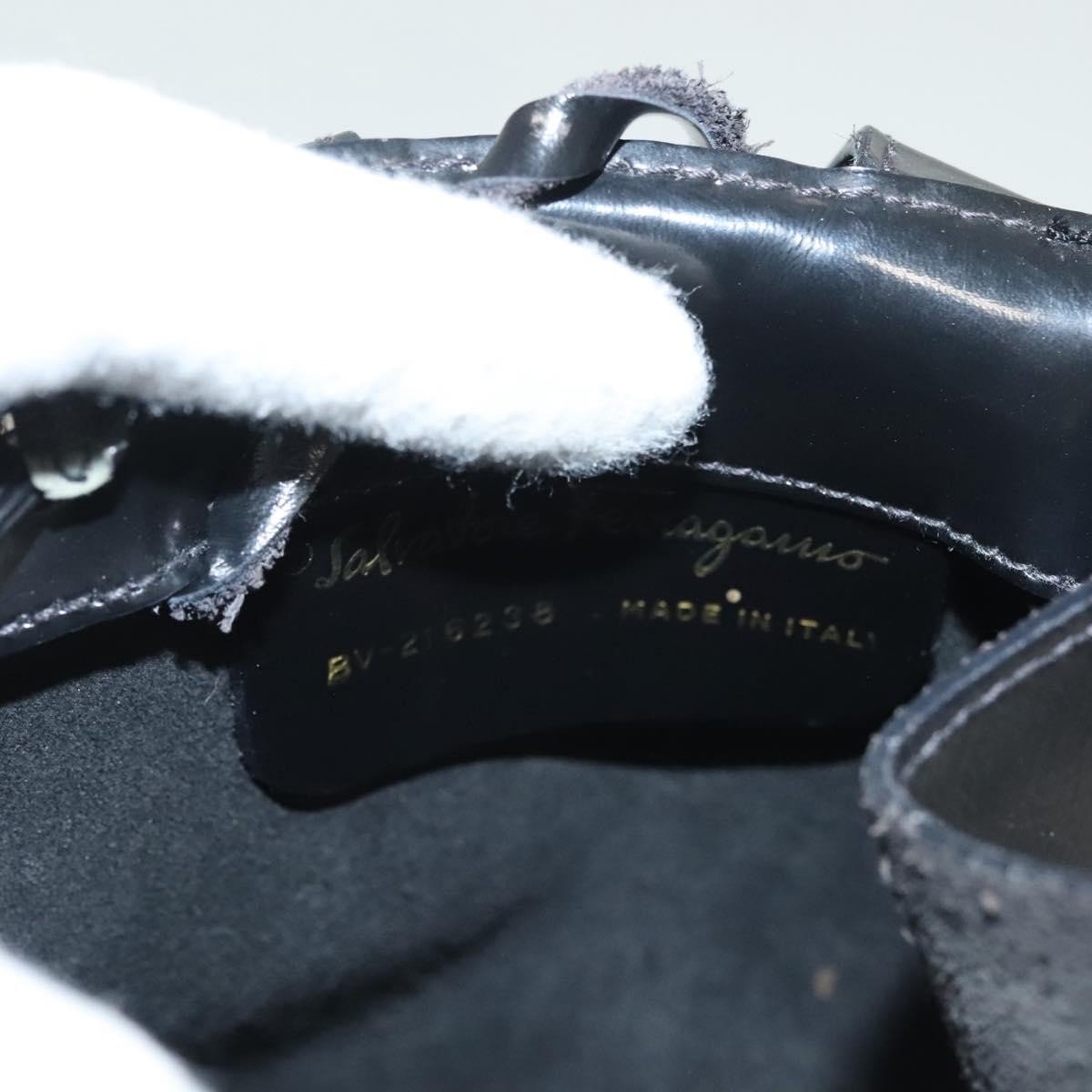 Salvatore Ferragamo Gancini Patent Leather Zwart