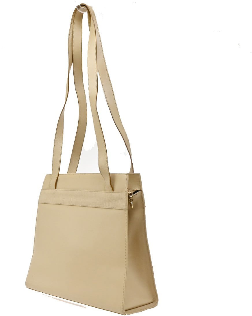 Salvatore Ferragamo Vara Leather Zwart