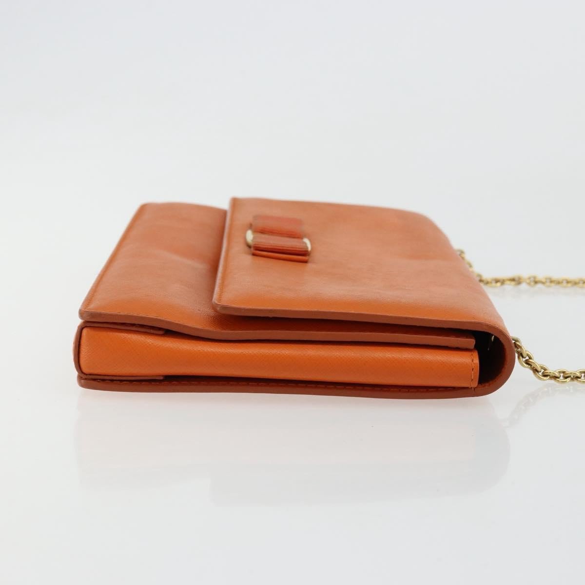 Salvatore Ferragamo Vara Bow Chain Clutch Leather Small Oranje