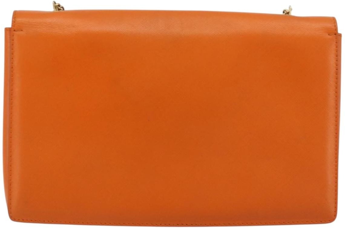 Salvatore Ferragamo Vara Bow Chain Clutch Leather Small Oranje