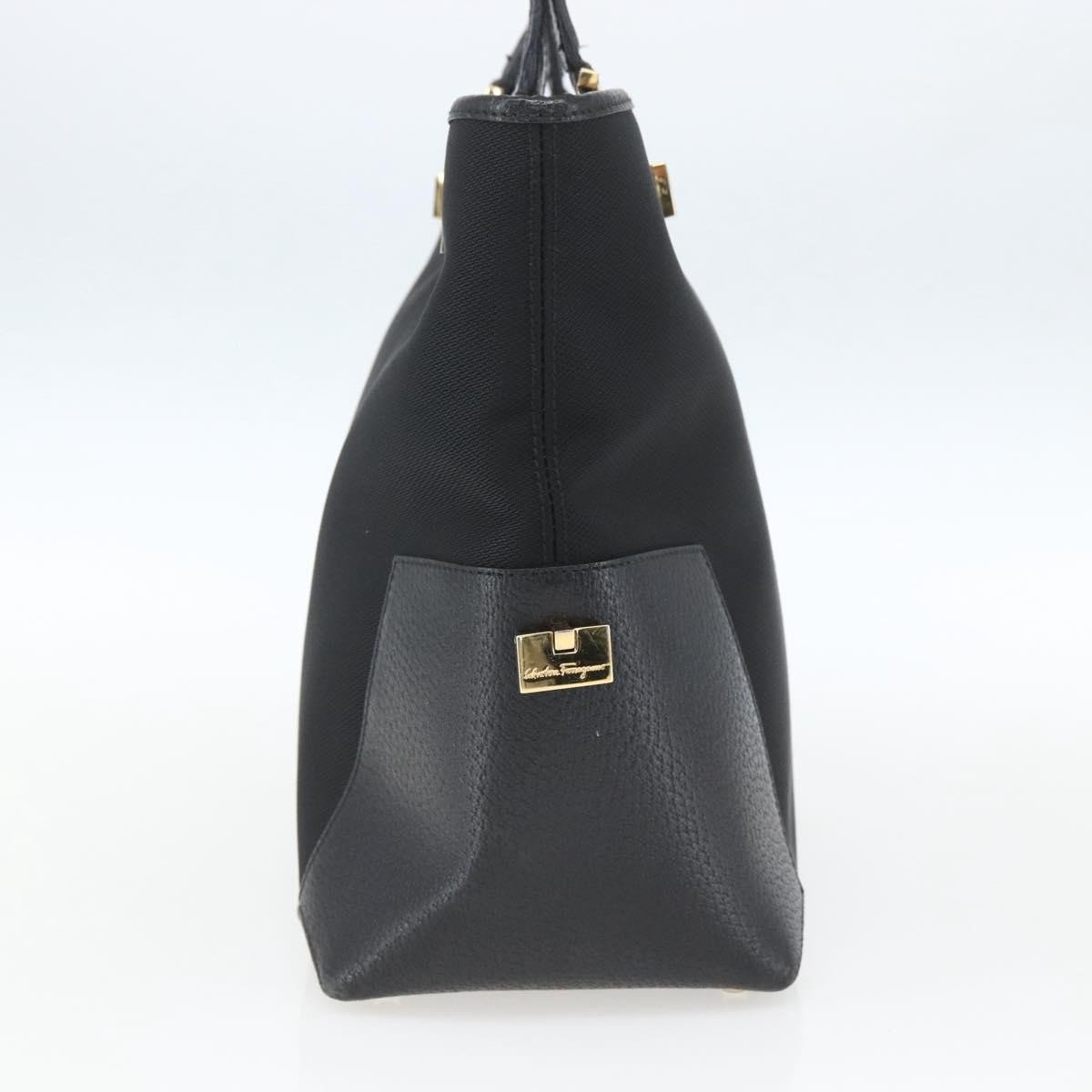 Salvatore Ferragamo Vintage Nylon Zwart