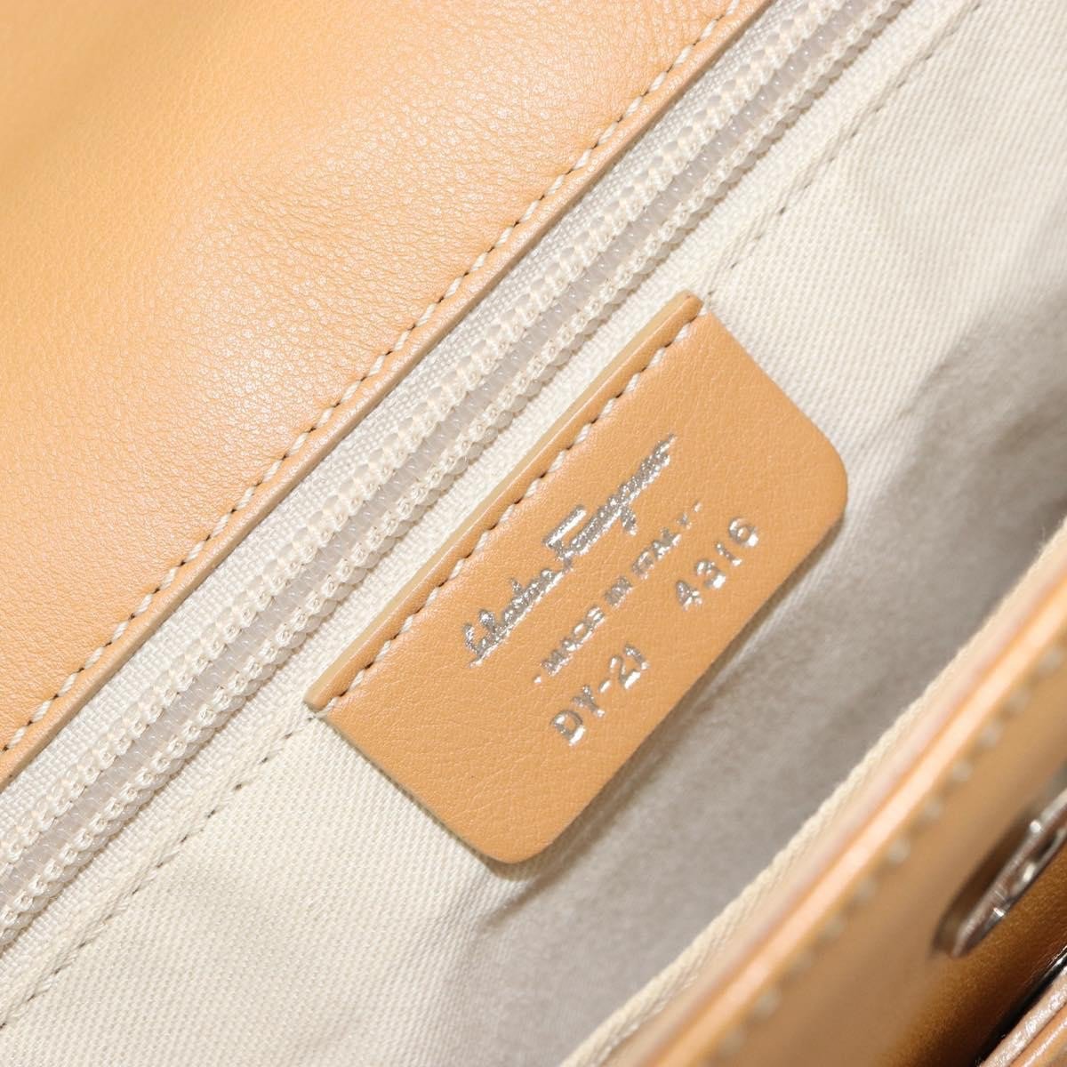 Salvatore Ferragamo Gancini Tote Leather Zwart