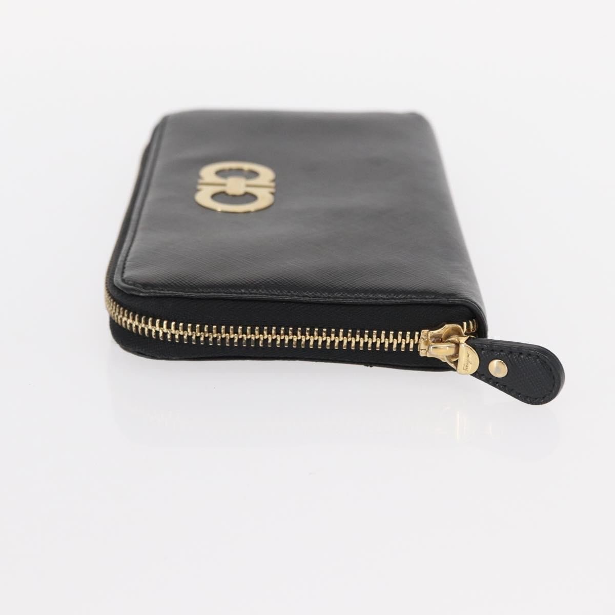 Salvatore Ferragamo Salvatore Ferragamo Gancini Bifold Wallet Quilted Leather Zwart