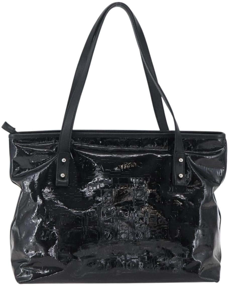 Salvatore Ferragamo Vintage Patent Leather Zwart