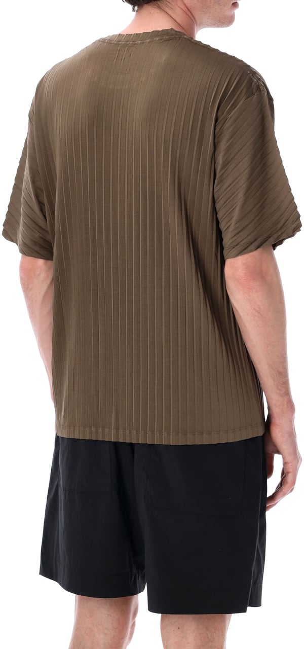 Satisfy Auralite Pleated Tee Nero Bruin