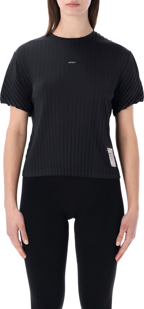 Satisfy Auralite Pleated Tee Nero Zwart