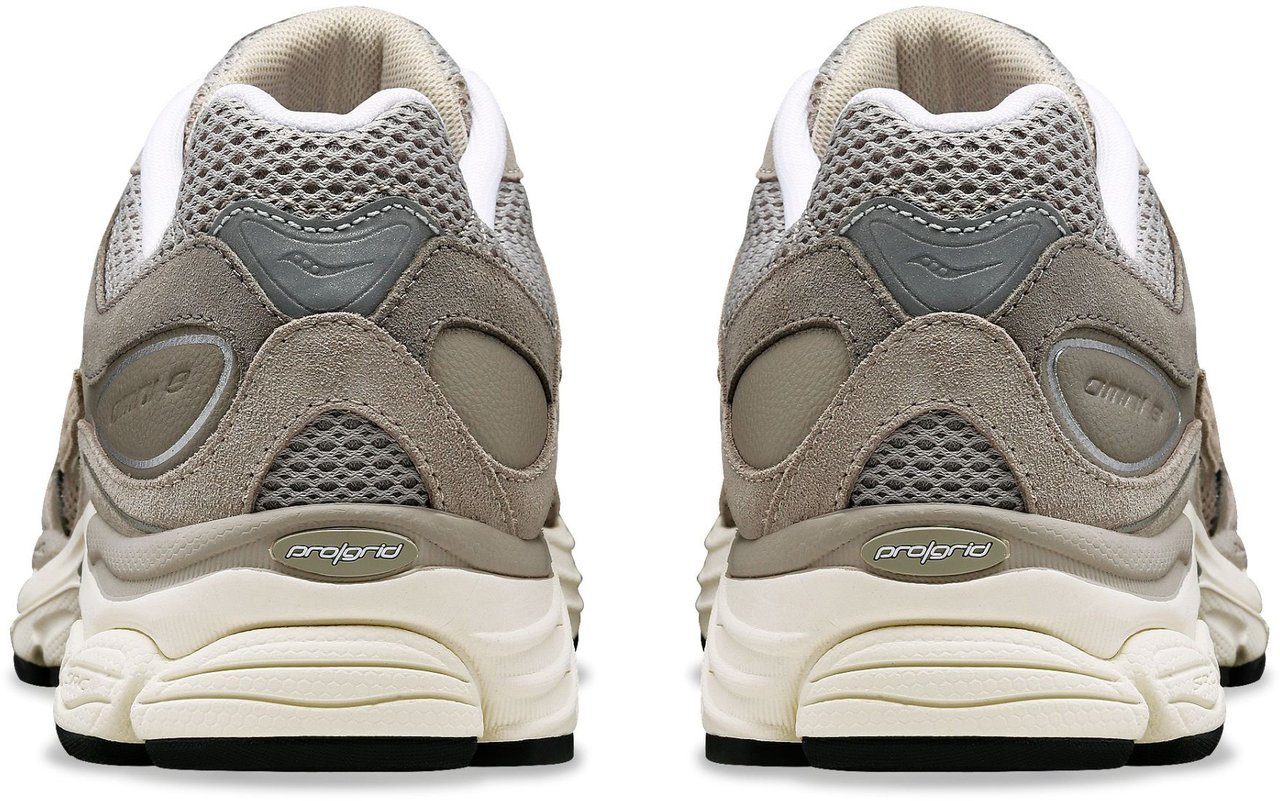 Saucony Progrid Omni 9 Sneakers Grijs S70740 Grijs