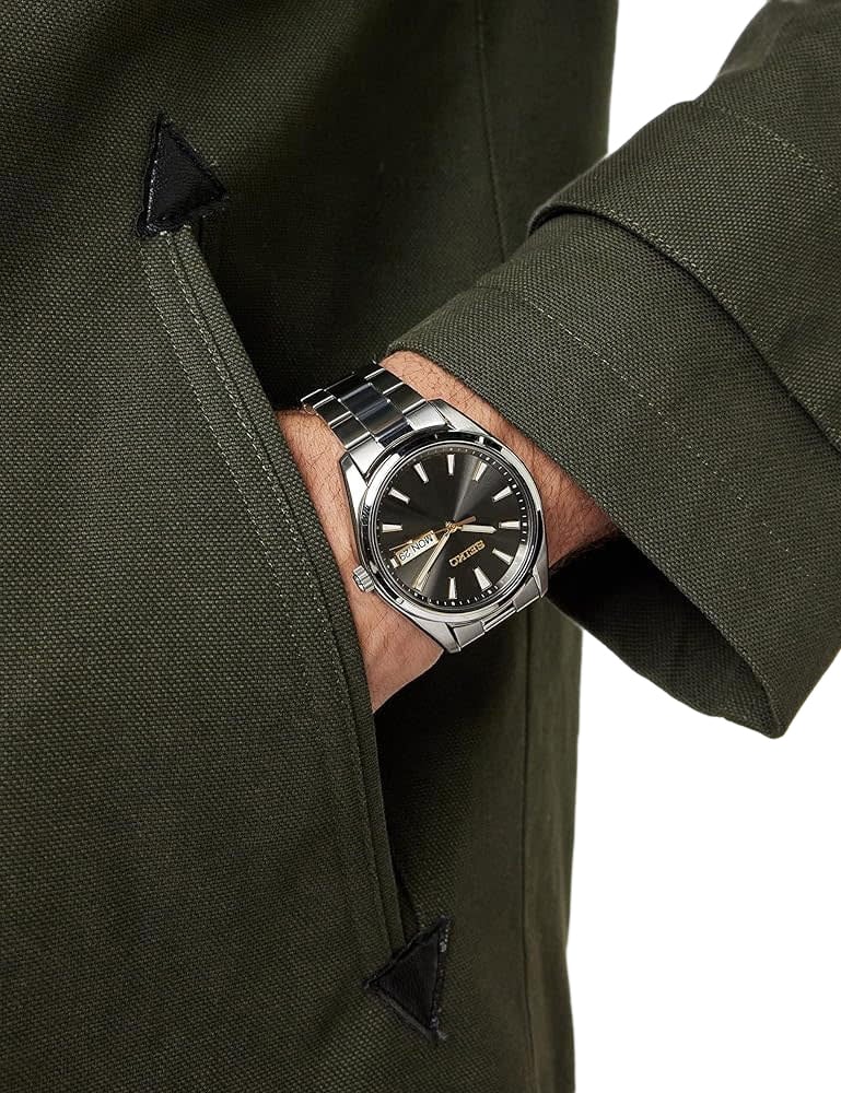 Seiko Horloge SUR343P1 Staal Quartz Saffierglas 100m Waterdicht met Grijze Wijzerplaat 40mm Zilver