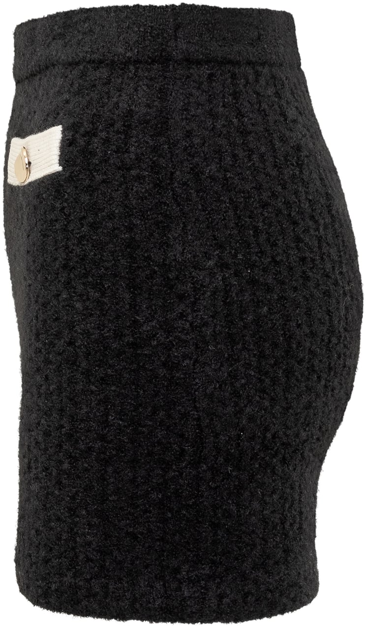 Self-Portrait Gonna Zwart