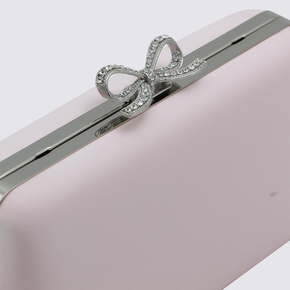 Self-Portrait Rectangular Clutch With Bow-Shaped Clasp And Silver Chain Grijs