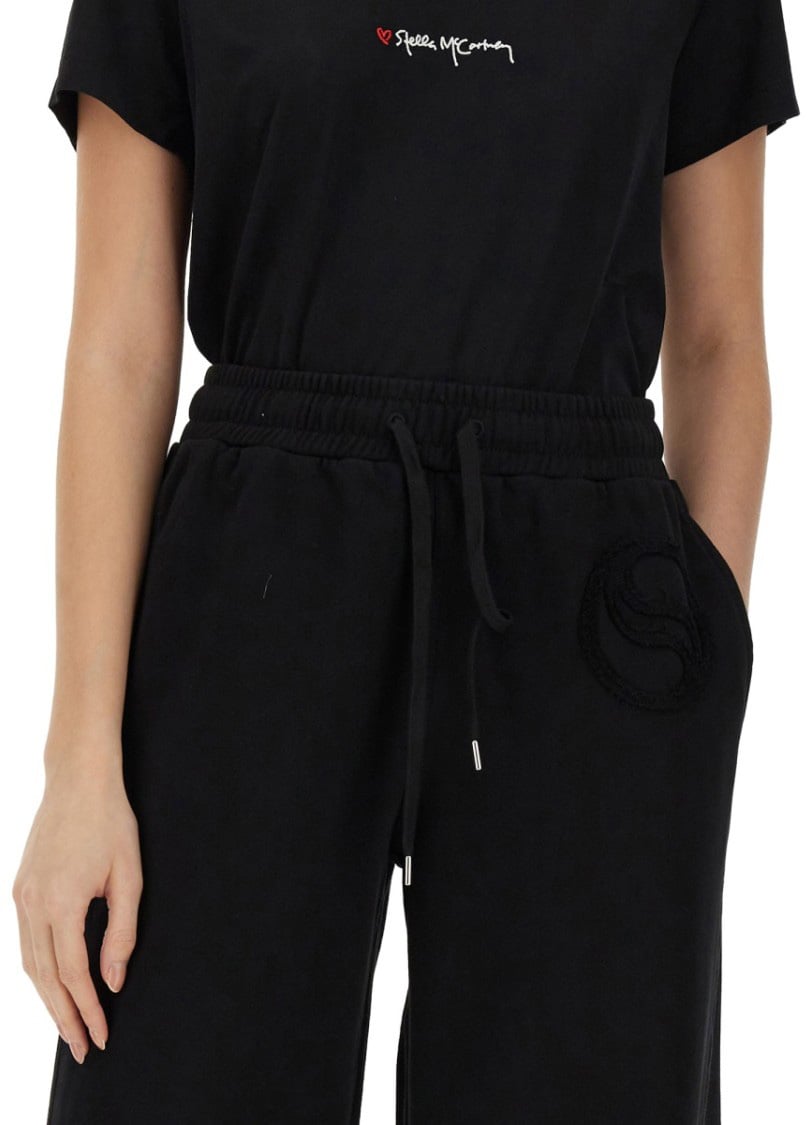 Stella McCartney Oversized Black T-Shirt With Subtle Logo Detail Zwart