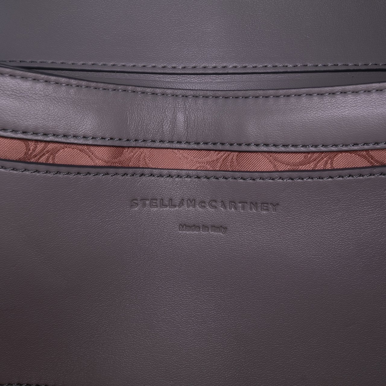 Stella McCartney Alter Mat S Wave Padded Shoulder Bag Grijs