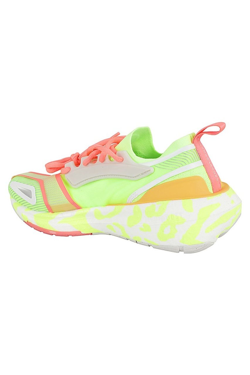 Stella McCartney Ultraboost 23 Sneakers Groen