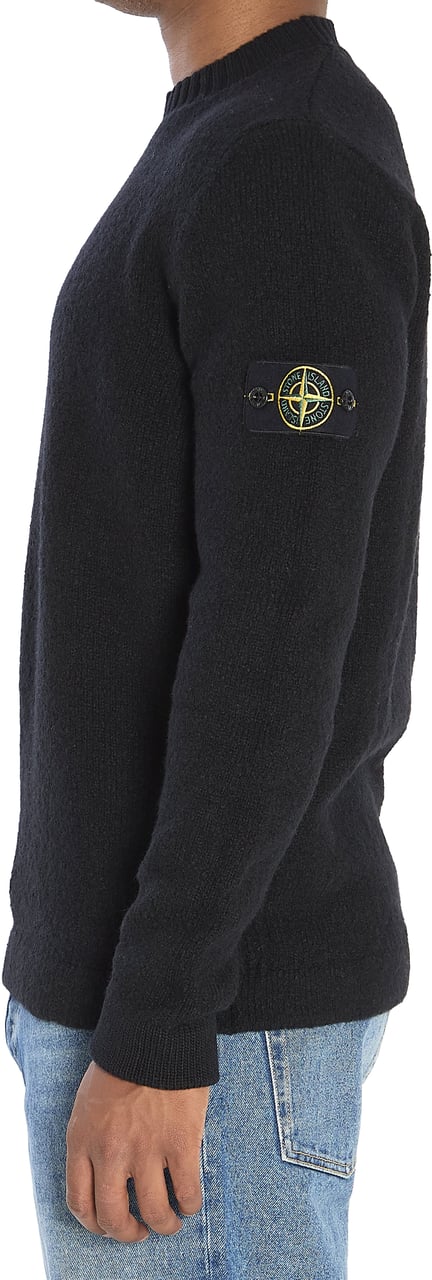 Stone Island Crew neck sweater with brushed texture. Zwart