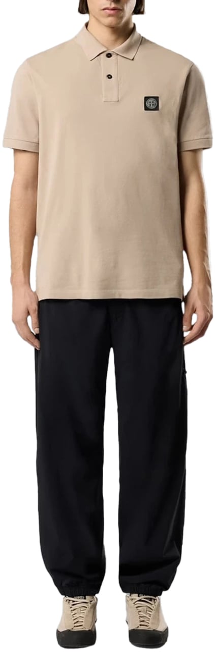 Stone Island Poloshirt van piquéstof (95% biologisch katoen / 5% elastaan) in de kleur Desert Sand. Beige