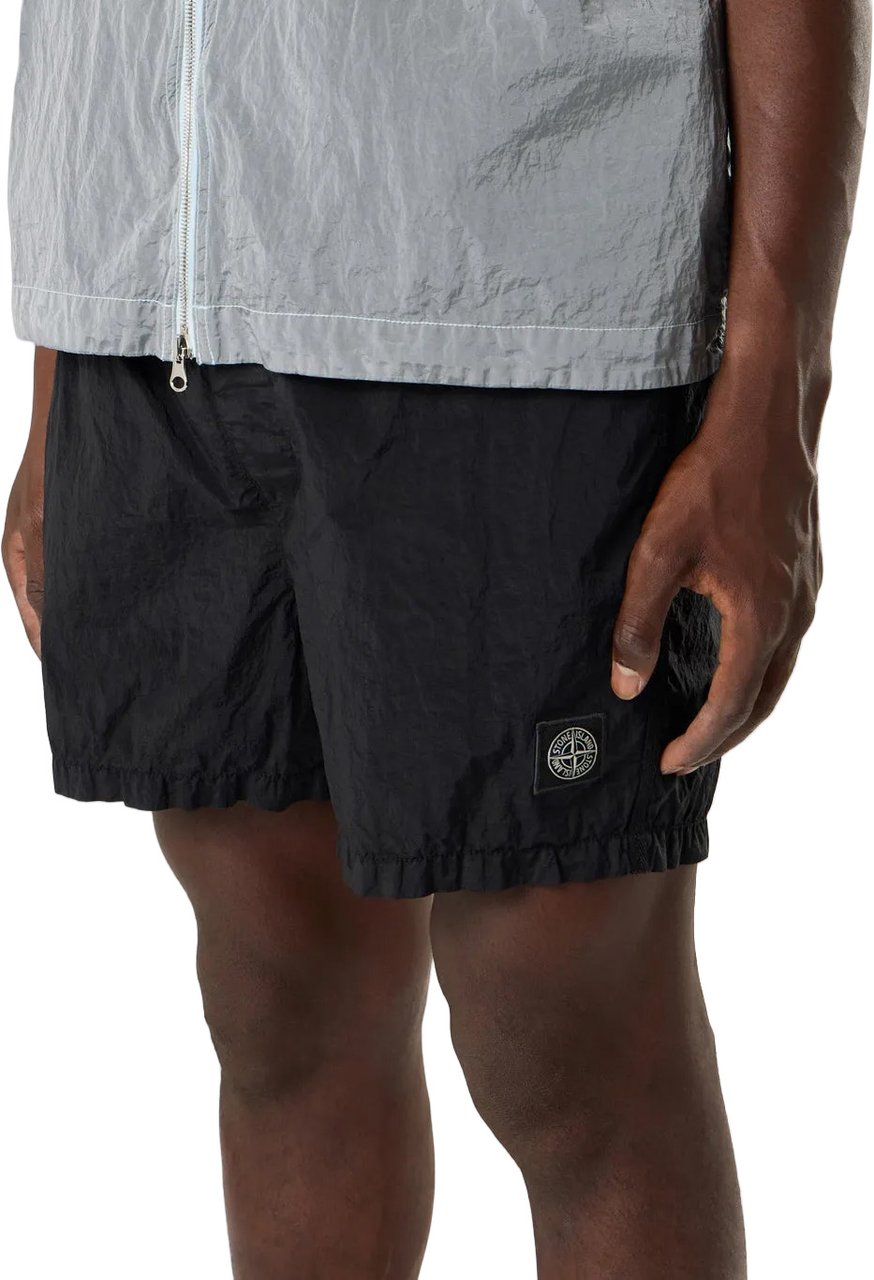 Stone Island NYLON METAL IN ECONYL GEREGENEREERDE NYLON ZWEMSHORTS ZWART Zwart