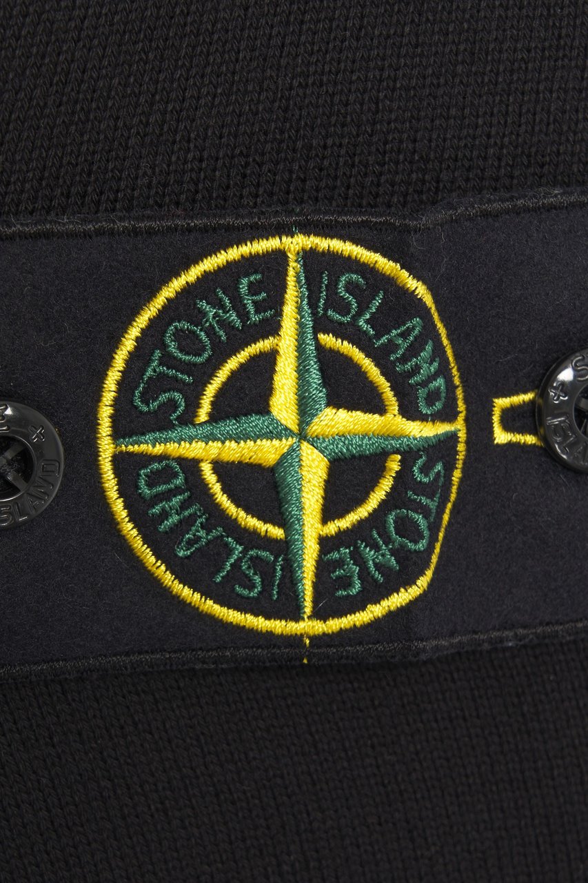 Stone Island Sweater with logo label Zwart