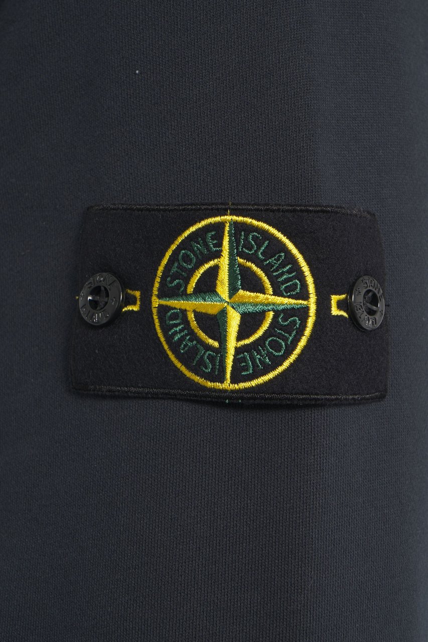 Stone Island Sweatshirt with logo label Blauw