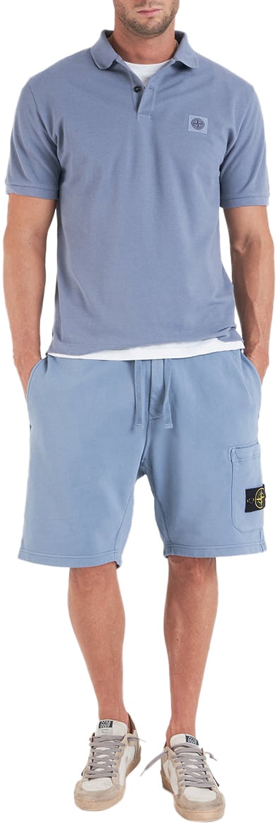 Stone Island Shorts with logo label Blauw