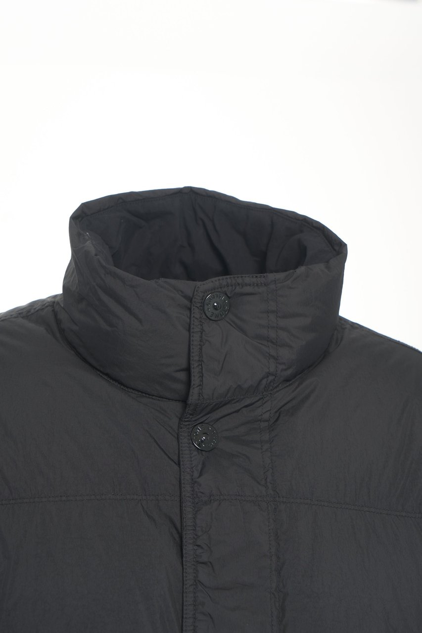 Stone Island Quilted down jacket Zwart