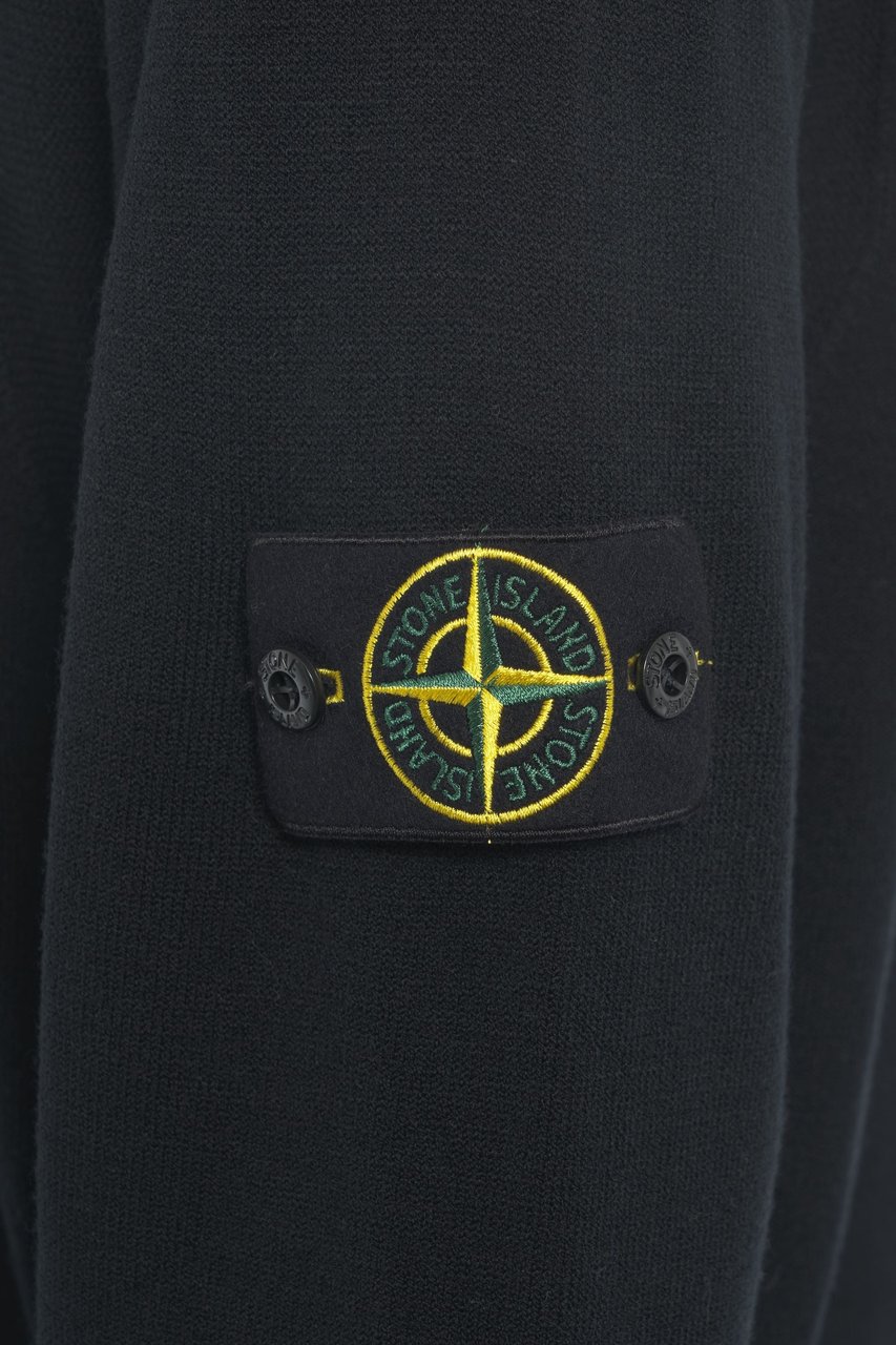 Stone Island Sweater with logo detail Zwart
