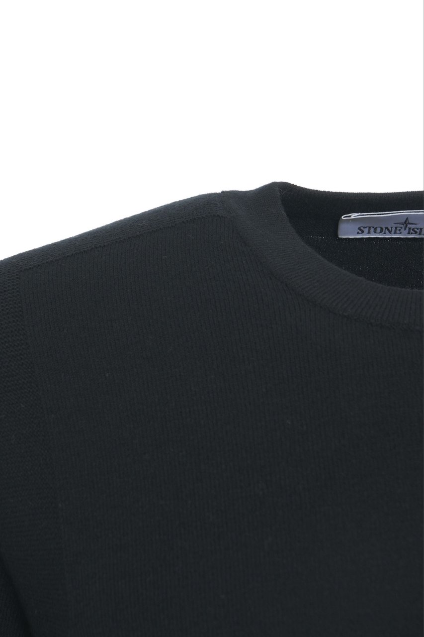Stone Island Sweater with logo detail Zwart