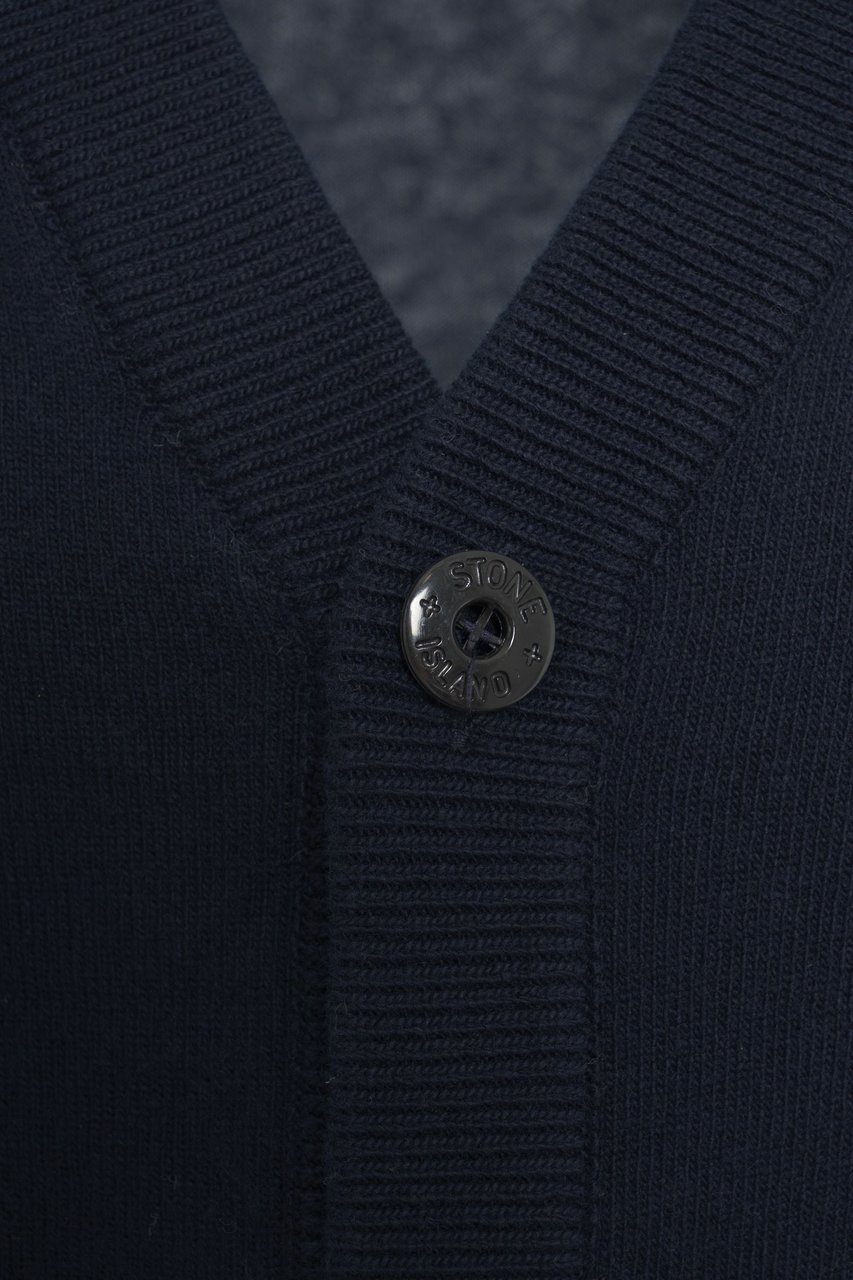 Stone Island Cardigan with logo patch Blauw
