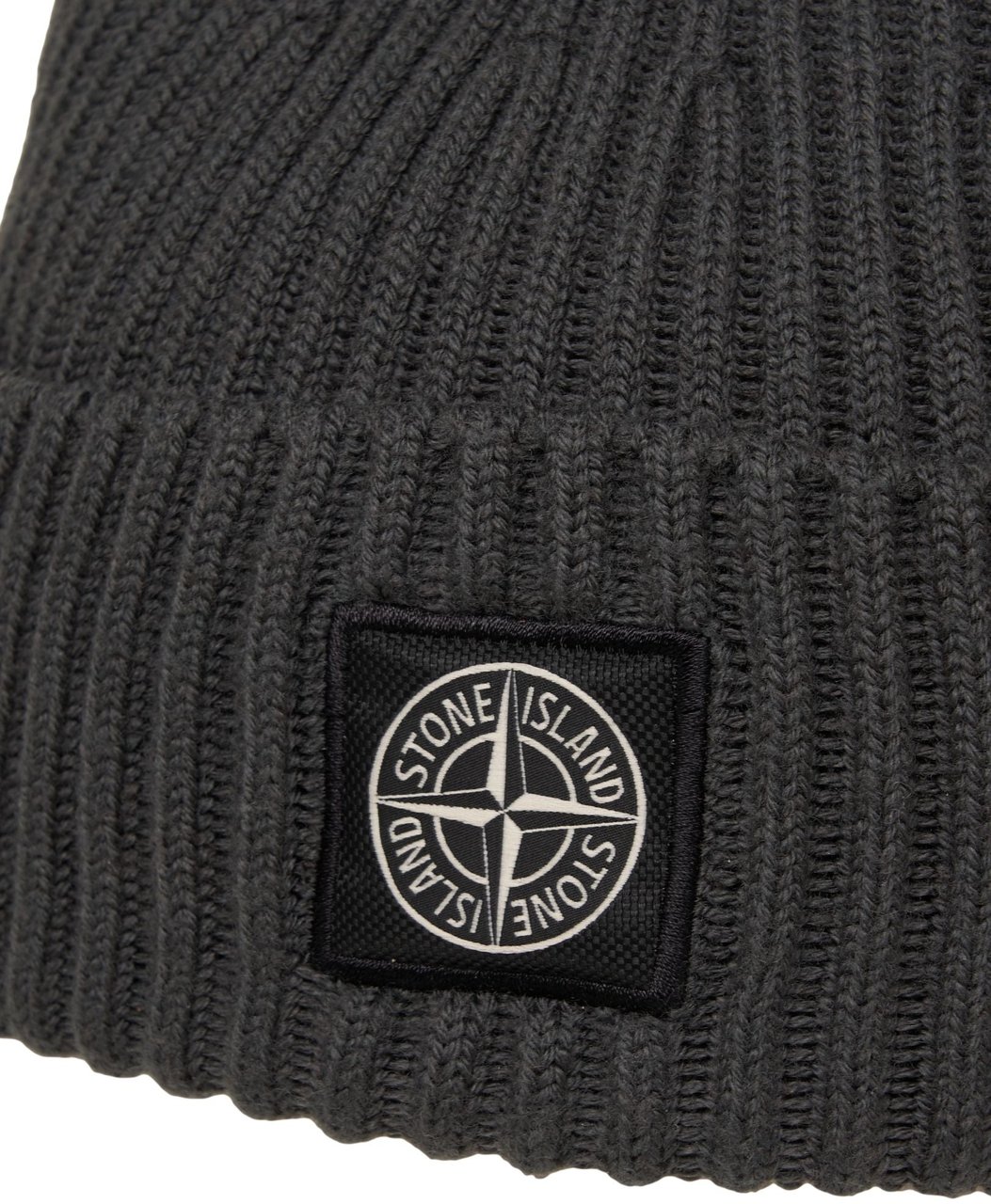 Stone Island Knit beanie with logopatch Beige