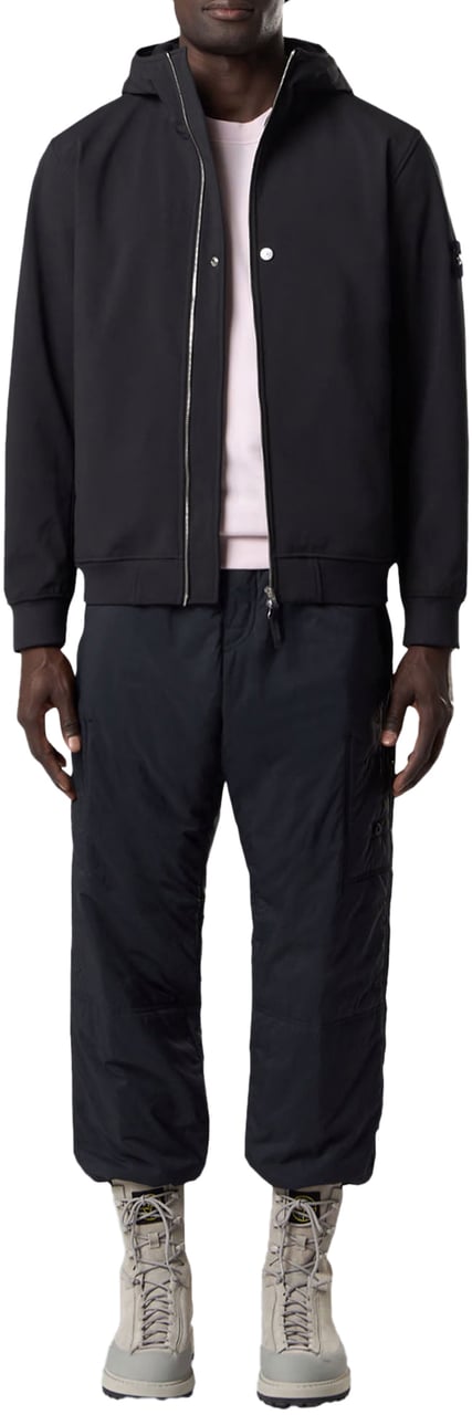 Stone Island SOFT SHELL-R_E.DYE® TECHNOLOGY JACKET BLACK Zwart