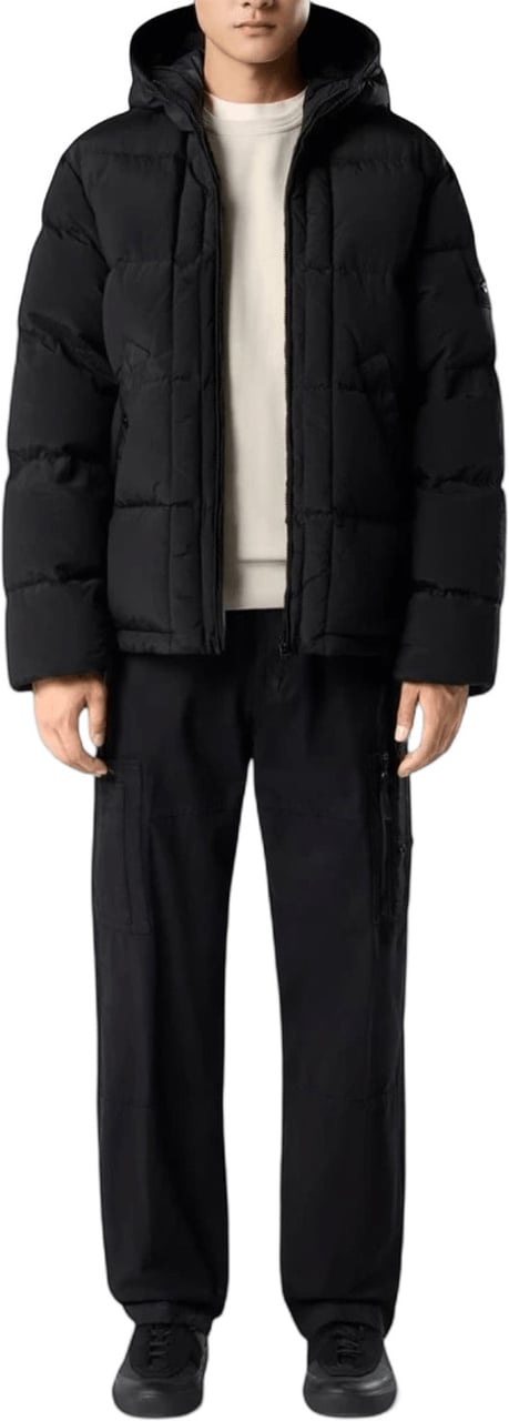 Stone Island NYLON METAL IN ECONYL® DOWN JACKET Zwart