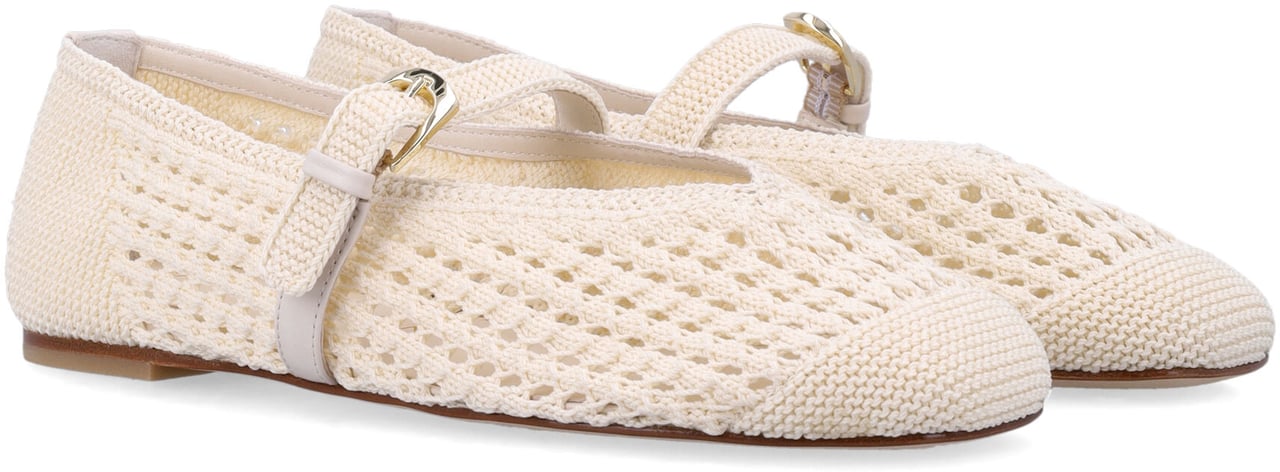 Stuart Weitzman Leora Maryjane Ballerina Chalk Wit