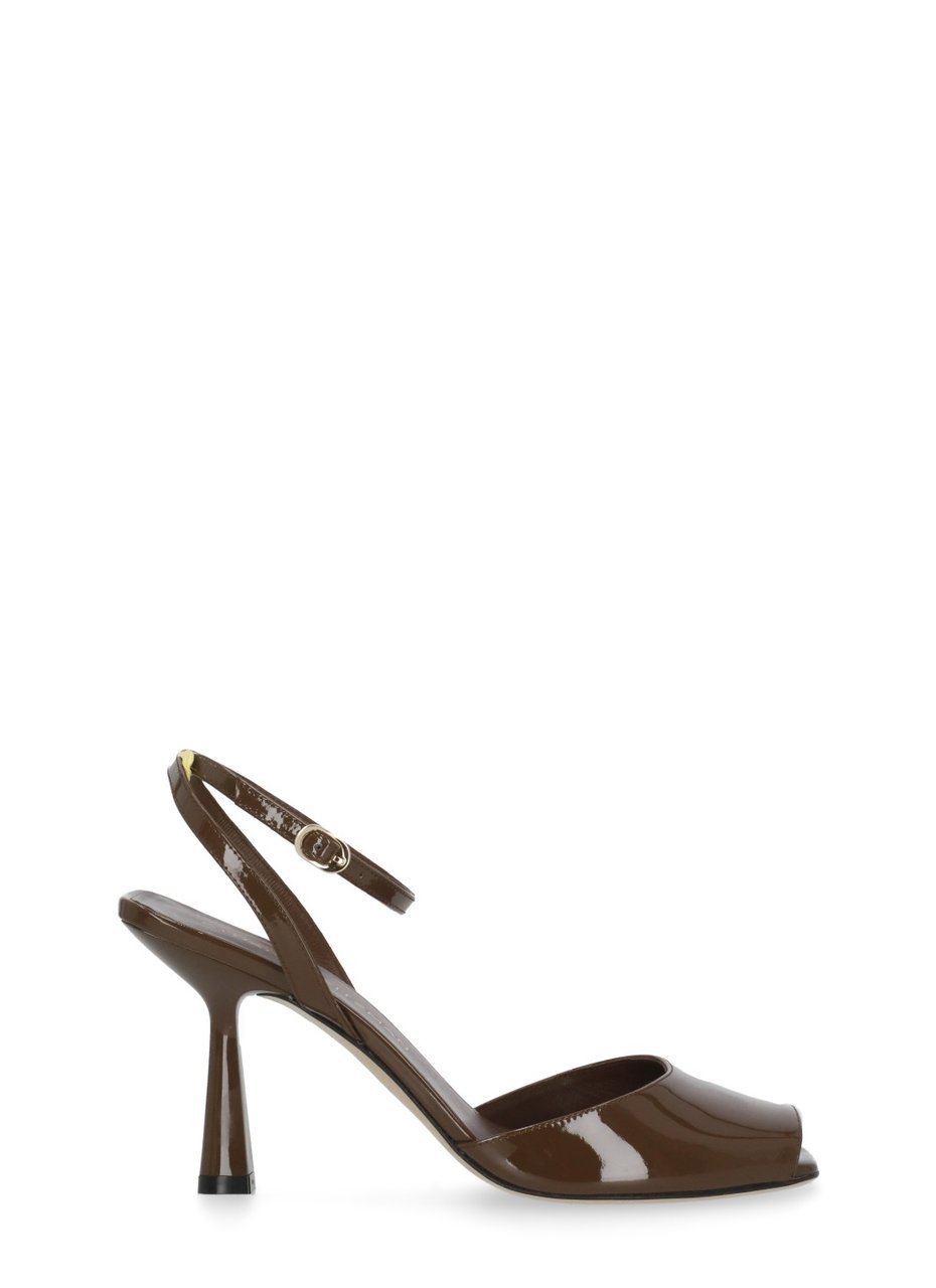 Stuart Weitzman Brown Val Sandal Polished Leather Sandals Grijs