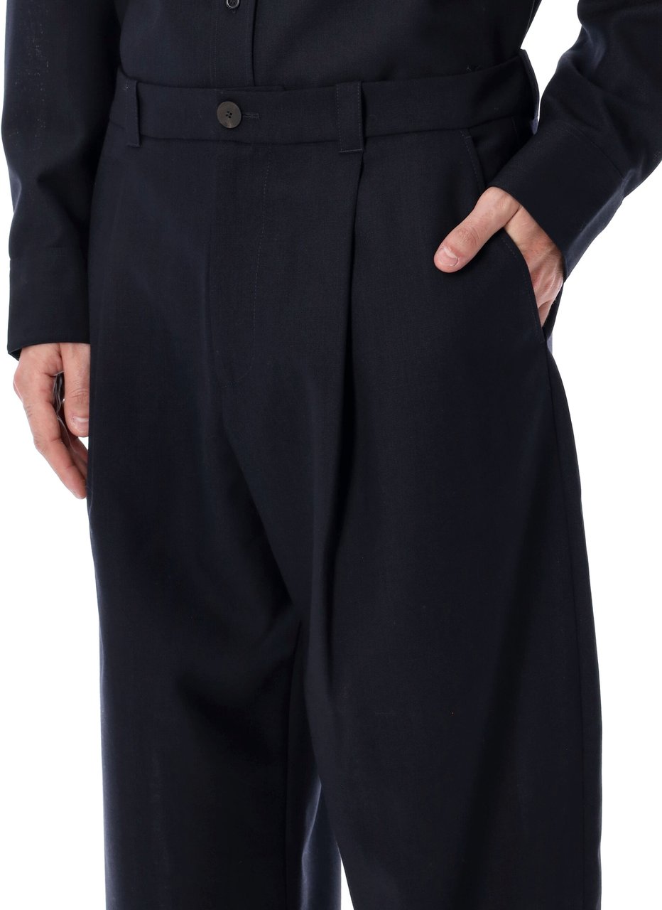 Studio Nicholson Tuck Pant Darkest Navy Blauw