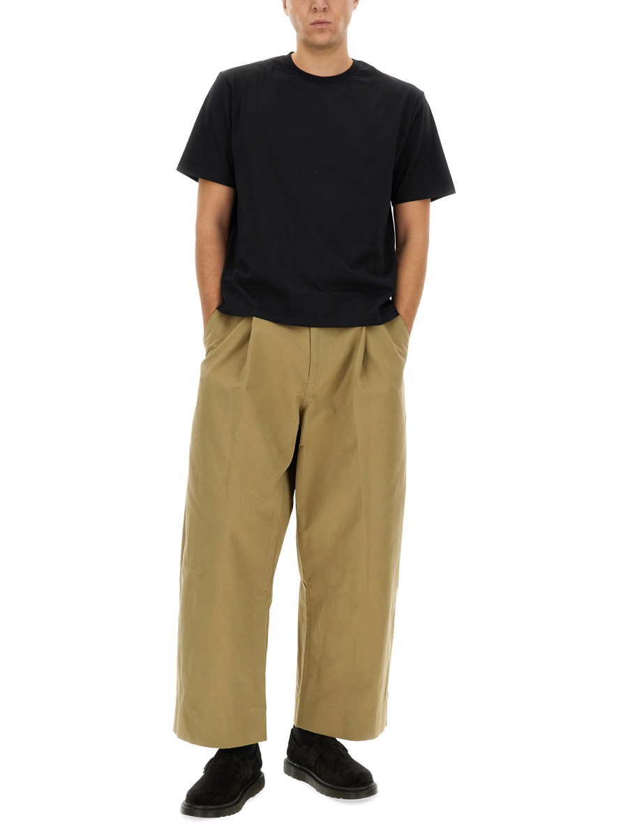 Studio Nicholson Neutrals Sorte Wide-Leg Cropped Cotton Pants Goud