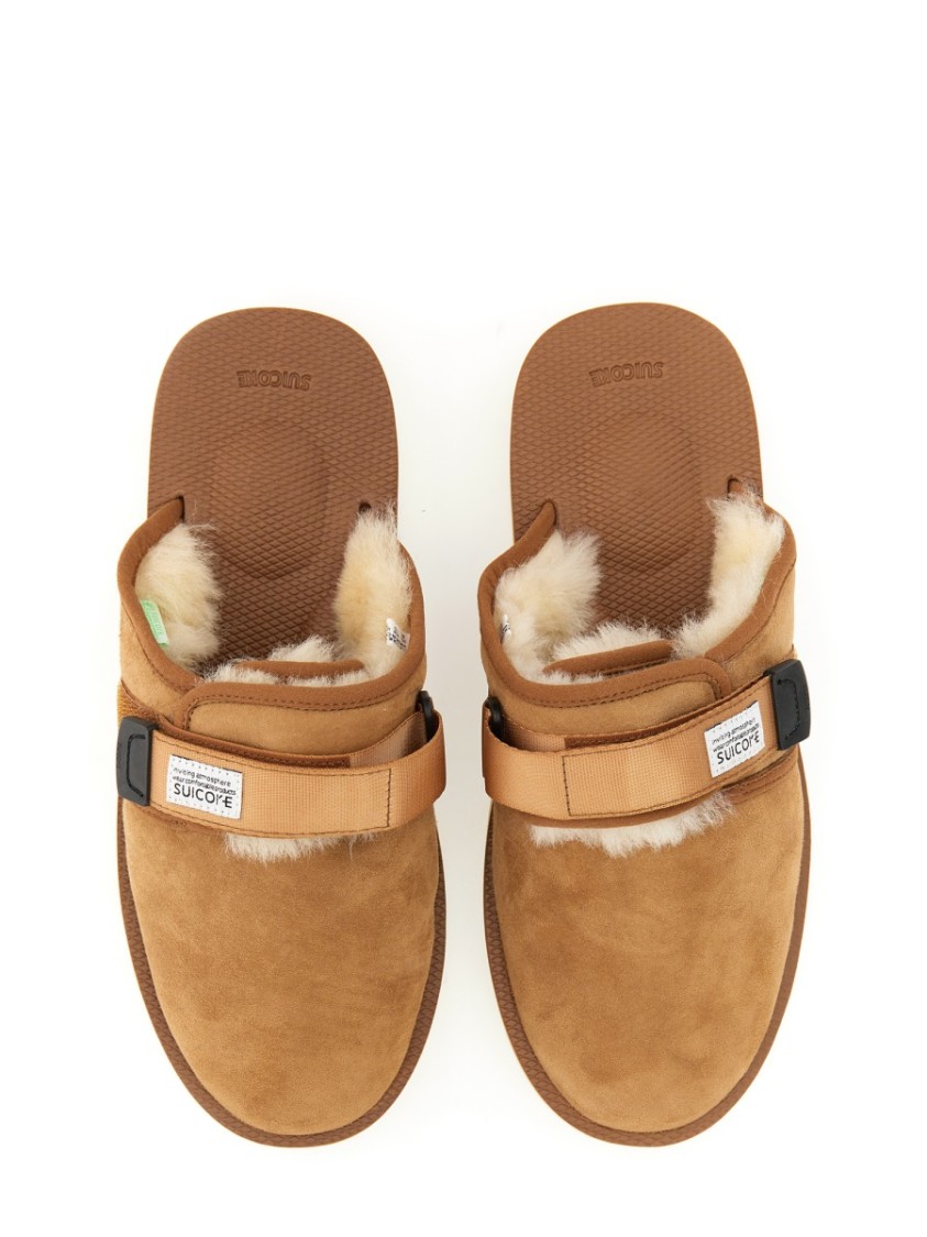 Suicoke Brown Suede Slip-On Loafers Bruin