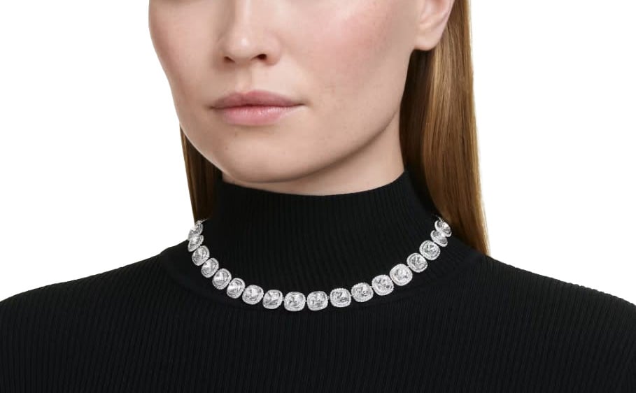 Swarovski Collier 5751326 Una Zilverkleurig met Cushion Slijpvormige Kristallen 24mm 38-45cm Zilver