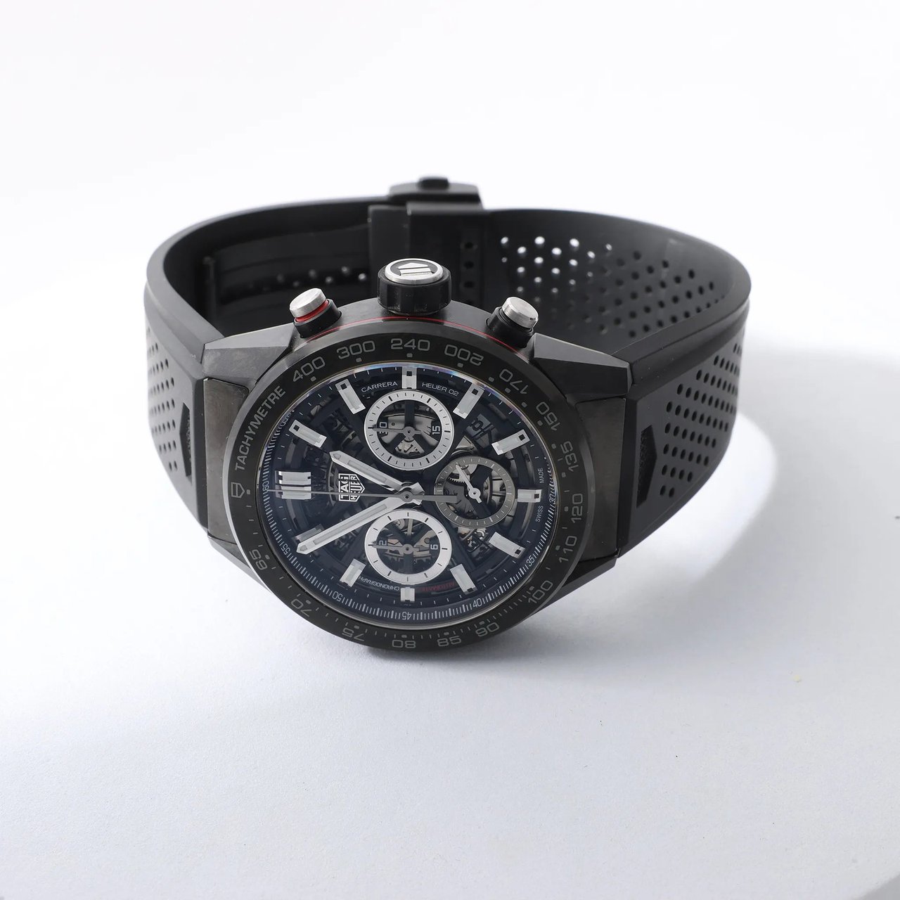 Tag Heuer TAG Heuer Carrera Calibre Heuer 02 CBG2A91.FT6173 RTS7665 Carbon SS & Rubber AT Watch with Black Skeleton Dial Zwart