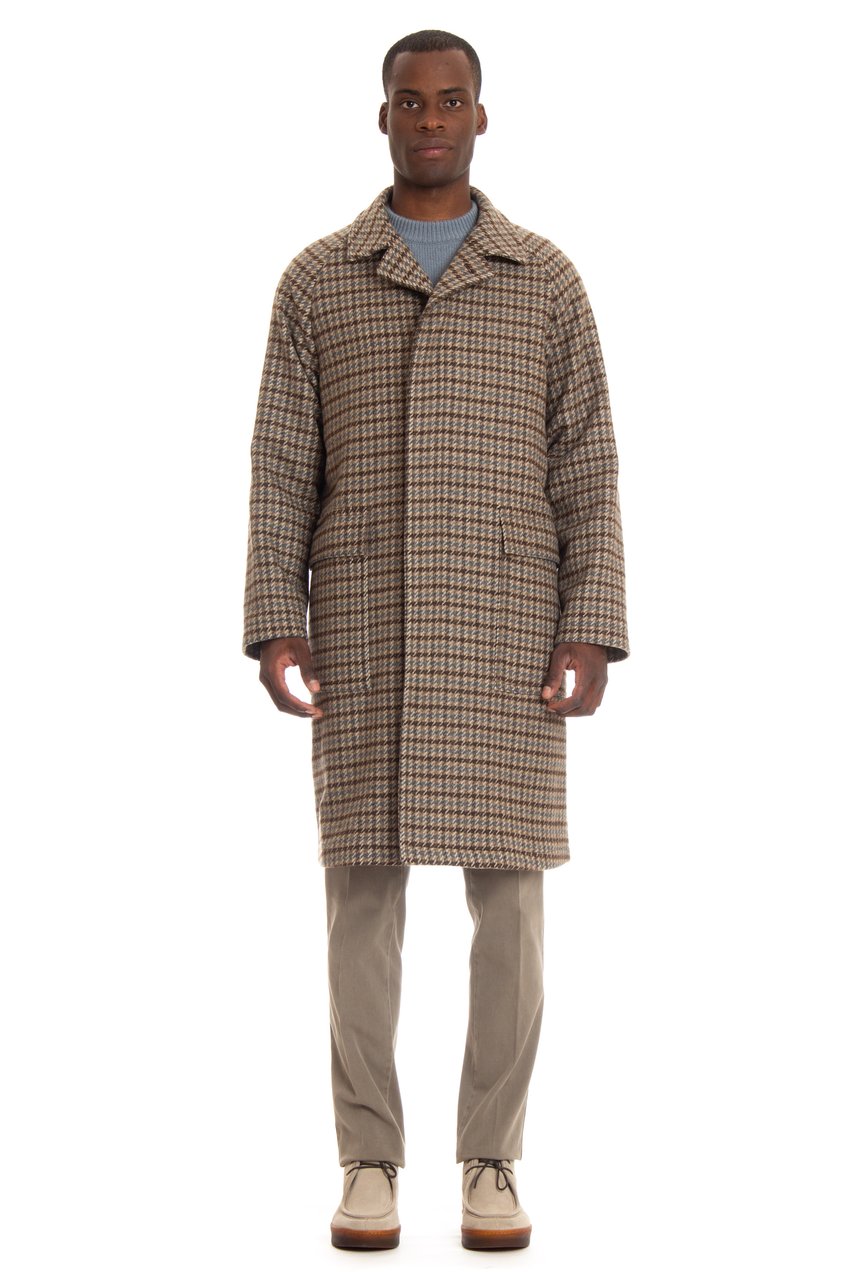Tagliatore Houndstooth Coat Model Loyd Roze