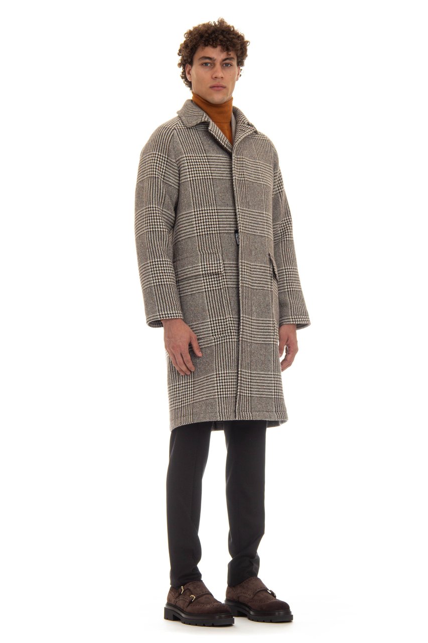 Tagliatore Salt & Pepper Prince of Wales Coat Bruin