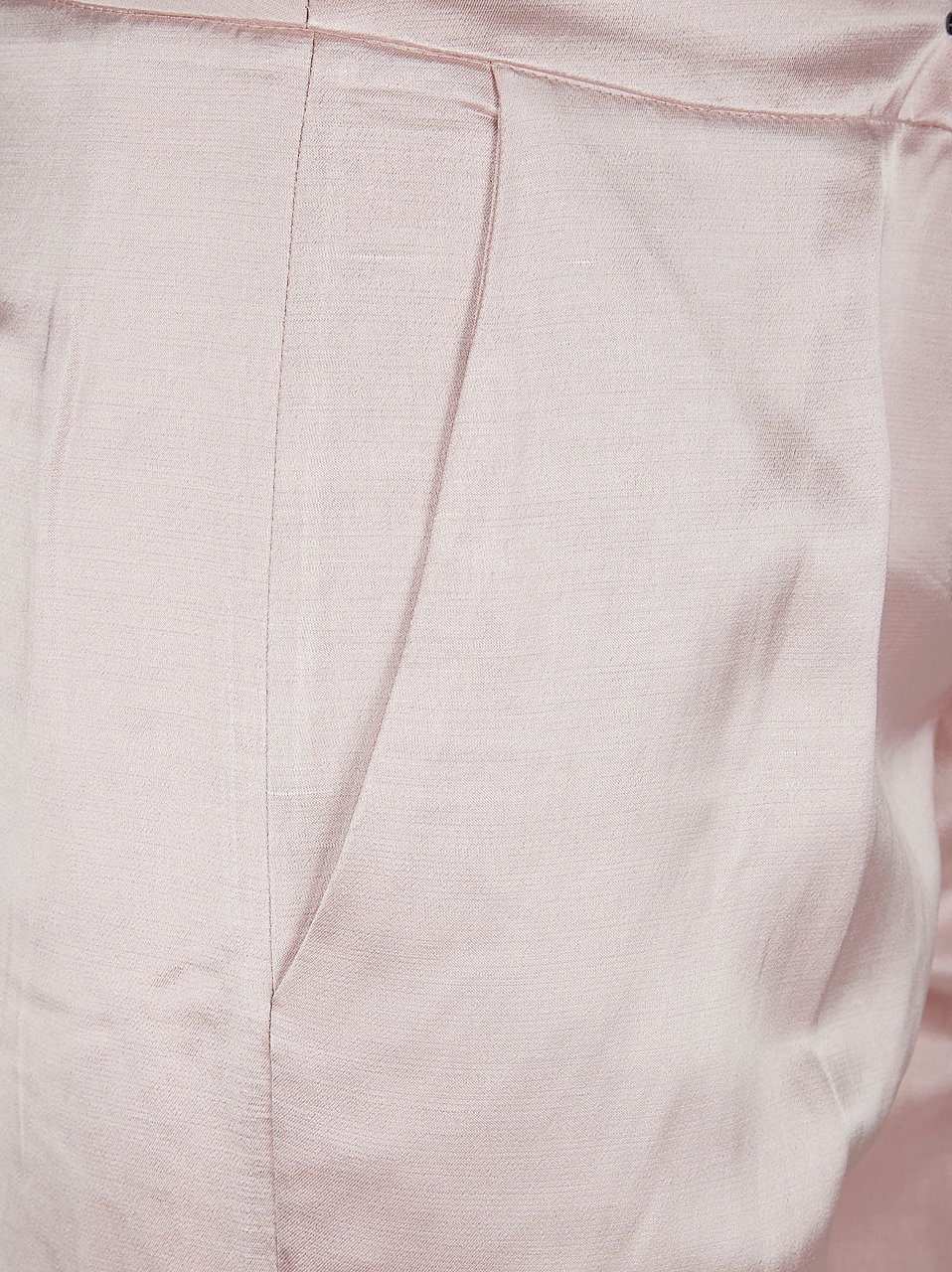The Andamane Structured Satin Trousers with Tailored Fit and Pressed Creases Neutraal