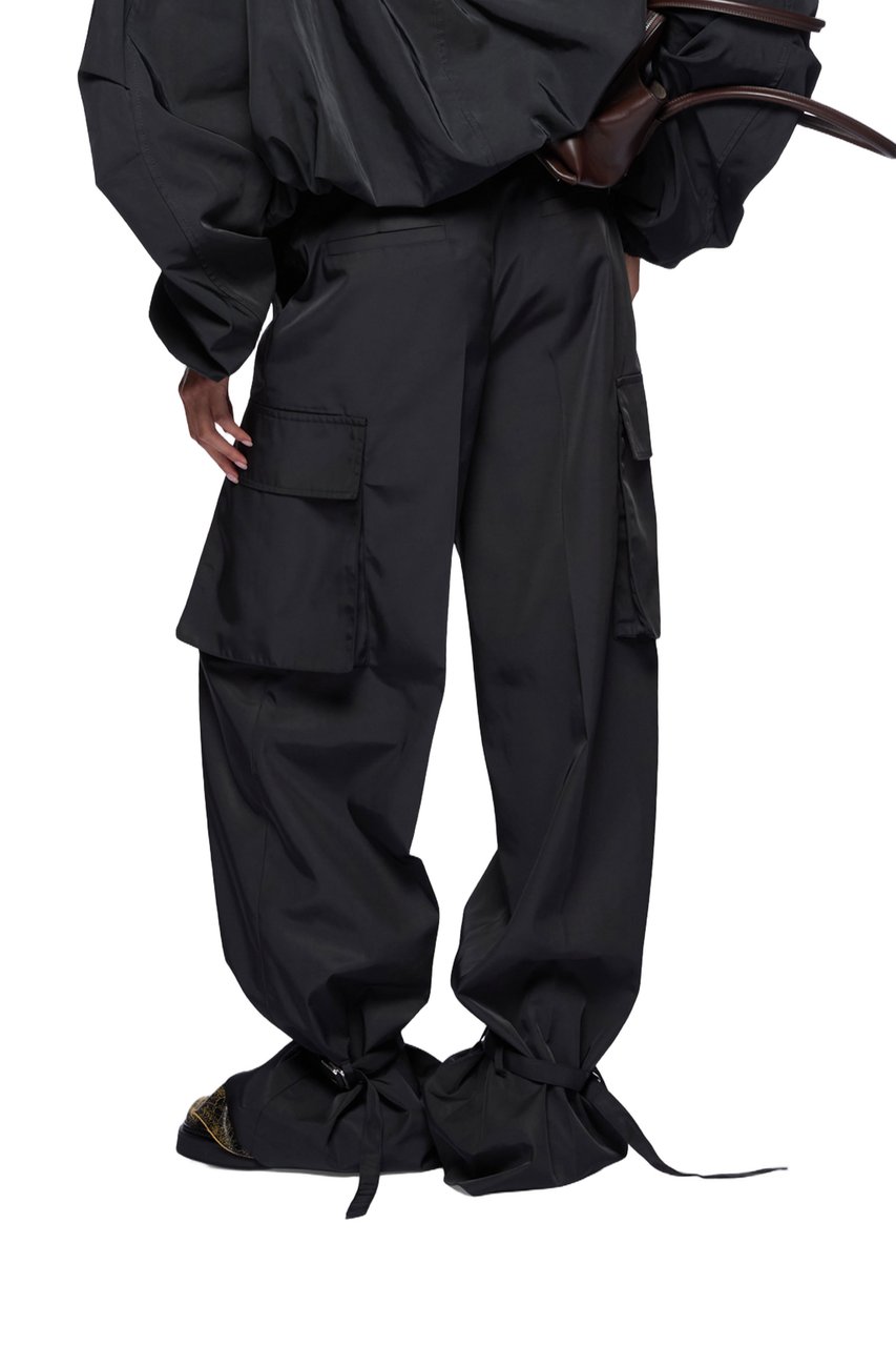 The Attico Cargo Trousers – Black Neutraal