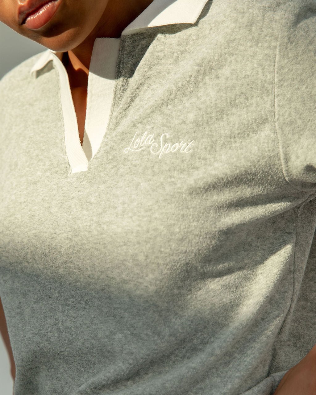 The Lola Club Teddy Polo Grijs
