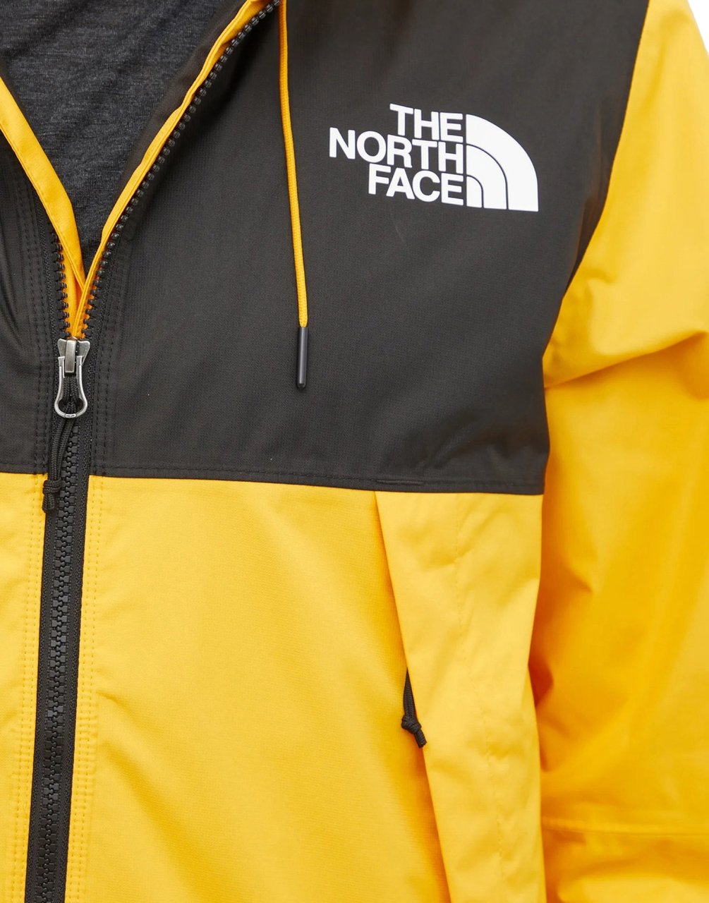 The North Face Mountain Windbreaker Jacket Geel