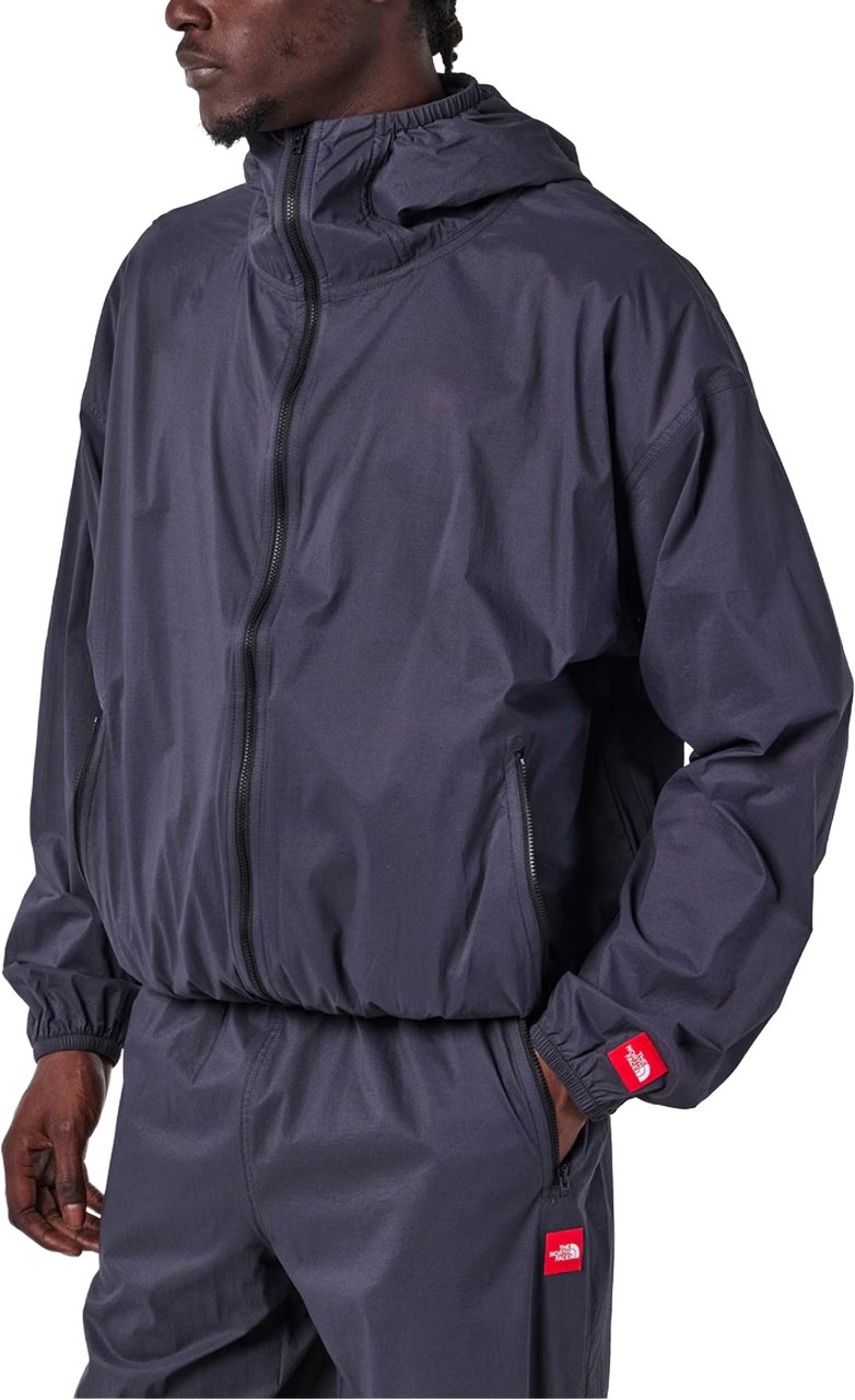 The North Face Redbox Packable Windbreaker Jacket Zwart