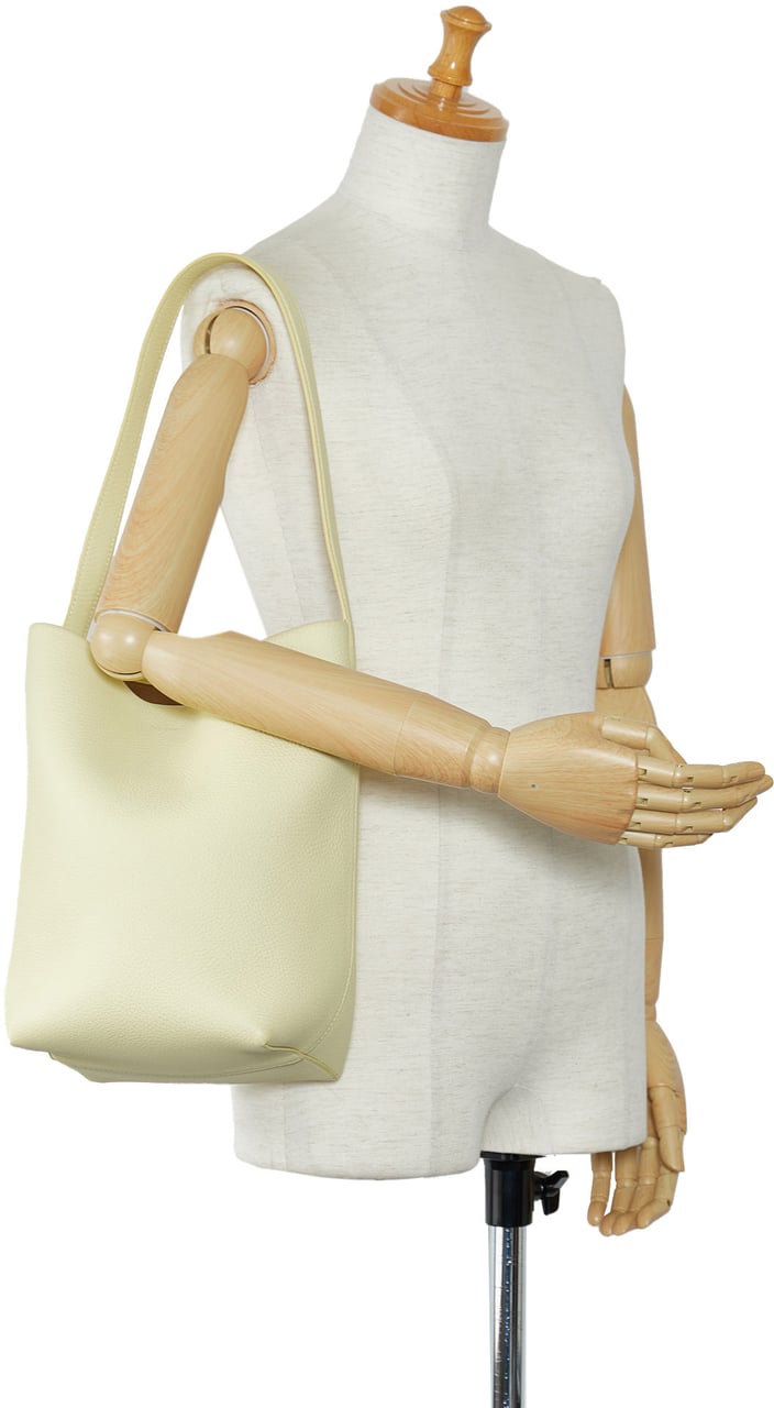 The Row Medium N/S Park Tote Geel